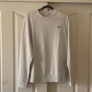 REEBOCK  Men's Light Gray Crewneck Sweater. Size XL